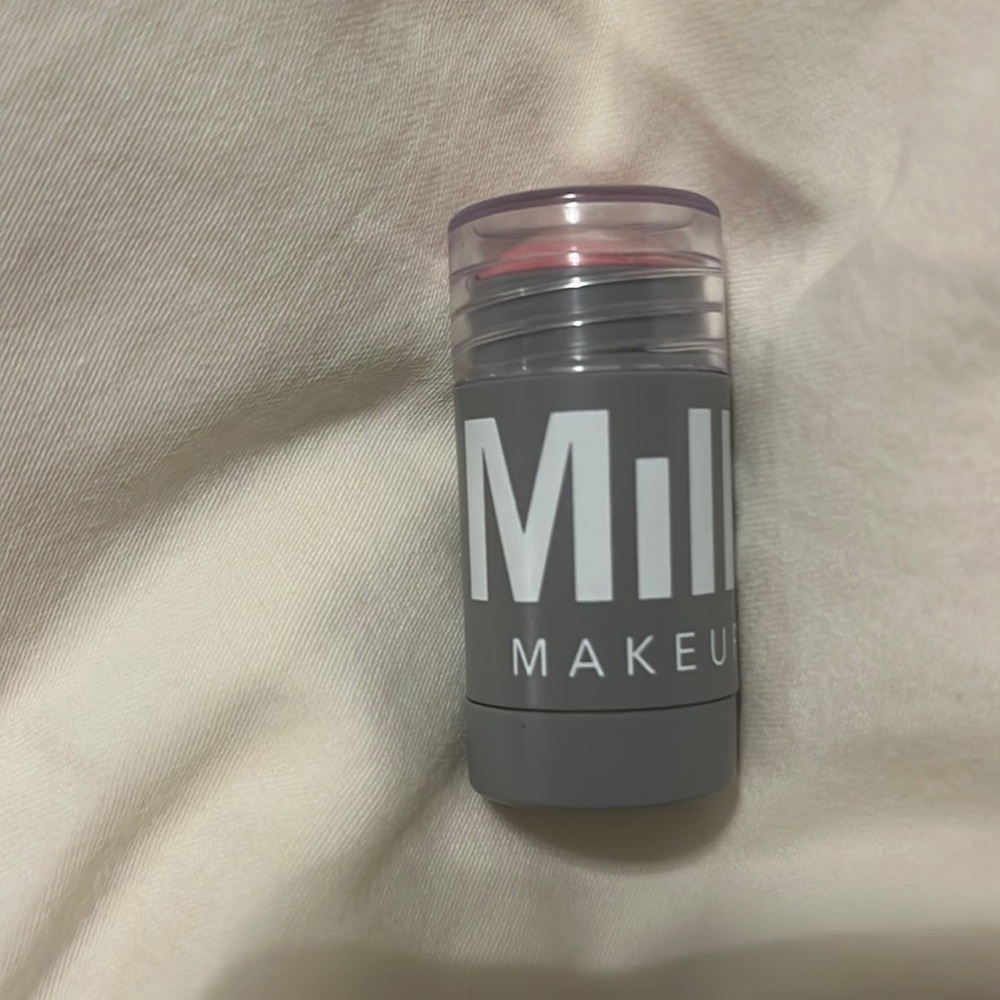 milk lip and cheeck